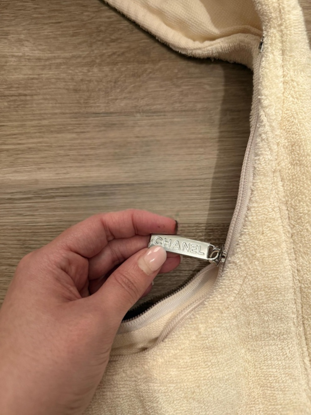 CC Cream Terry Hobo Bag with towel - Picture 3 of 6